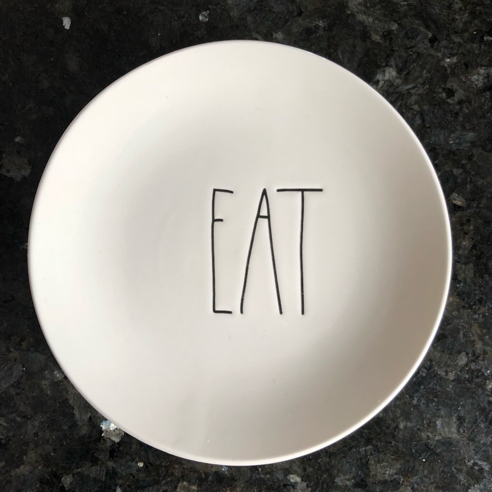 Rae Dunn Eat Plates set of 4